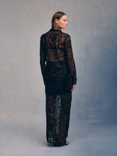 Cargar imagen en el visor de la galería, Black Lace Strap Top