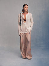 Load image into Gallery viewer, Ivory Merino Wool Easy Top