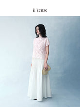 Carica l'immagine nel visualizzatore di Gallery, Snow Pleated Maxi Skirt