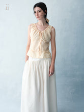 Carica l'immagine nel visualizzatore di Gallery, Sober Pleated Vest