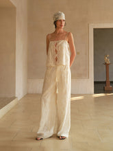 Load image into Gallery viewer, Ivory Embroidery Top