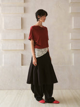 Load image into Gallery viewer, Black Tea Cozy Wide-neck Tee