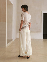 Carica l'immagine nel visualizzatore di Gallery, Oat Cozy Wide-neck Tee
