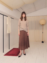 Cargar imagen en el visor de la galería, Oat Shadow Cashmere Top
