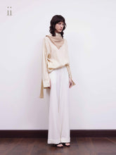Cargar imagen en el visor de la galería, Ivory Classic Trousers