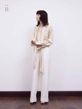 Cargar imagen en el visor de la galería, Ivory Classic Trousers