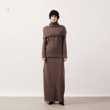 Load image into Gallery viewer, Smoky Brown Cashmere Scarf Top
