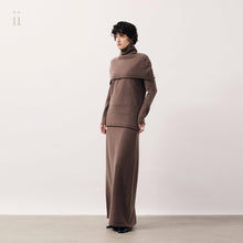 Load image into Gallery viewer, Smoky Brown Cashmere Scarf Top
