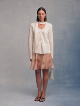 Carica l&#39;immagine nel visualizzatore di Gallery, Rice Paper Silk Strap Top
