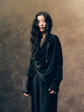 Cargar imagen en el visor de la galería, Gentlewomen Satin Shirt
