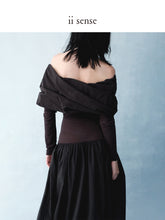Load image into Gallery viewer, Black Gentle Lily Dress

