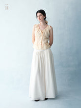 Загрузить изображение в средство просмотра галереи, Ivory Pleated Skirt
