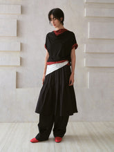 Load image into Gallery viewer, Black Cozy Wide-neck Tee
