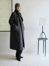 Carica l'immagine nel visualizzatore di Gallery, Grey Cashmere Wool Oslo Coat
