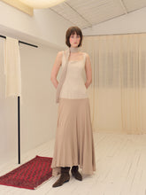 画像をギャラリービューアに読み込む, Almond Wool Echo Dress
