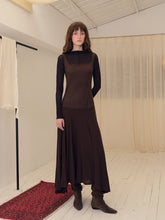 画像をギャラリービューアに読み込む, Umber Wool Echo Dress
