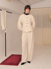 Load image into Gallery viewer, Snow Wool Pleated jacket
