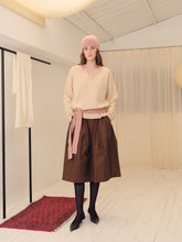 将图片加载到图库查看器，Almond Cashmere Layered Collar Sweater
