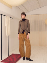 Carica l'immagine nel visualizzatore di Gallery, Autumn Buttonup Merino Wool Top
