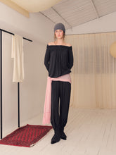 Load image into Gallery viewer, Stone Pleated Off-shoulder Top
