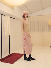 Carica l'immagine nel visualizzatore di Gallery, Apricot Wool Layered Holiday Top
