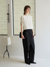 Cargar imagen en el visor de la galería, Ivory Wool Agnes Top
