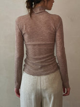 Cargar imagen en el visor de la galería, Coffee Wool Fringed Top
