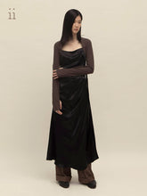 Load image into Gallery viewer, Dark Wood Shoulder Panel Pleat Dress
