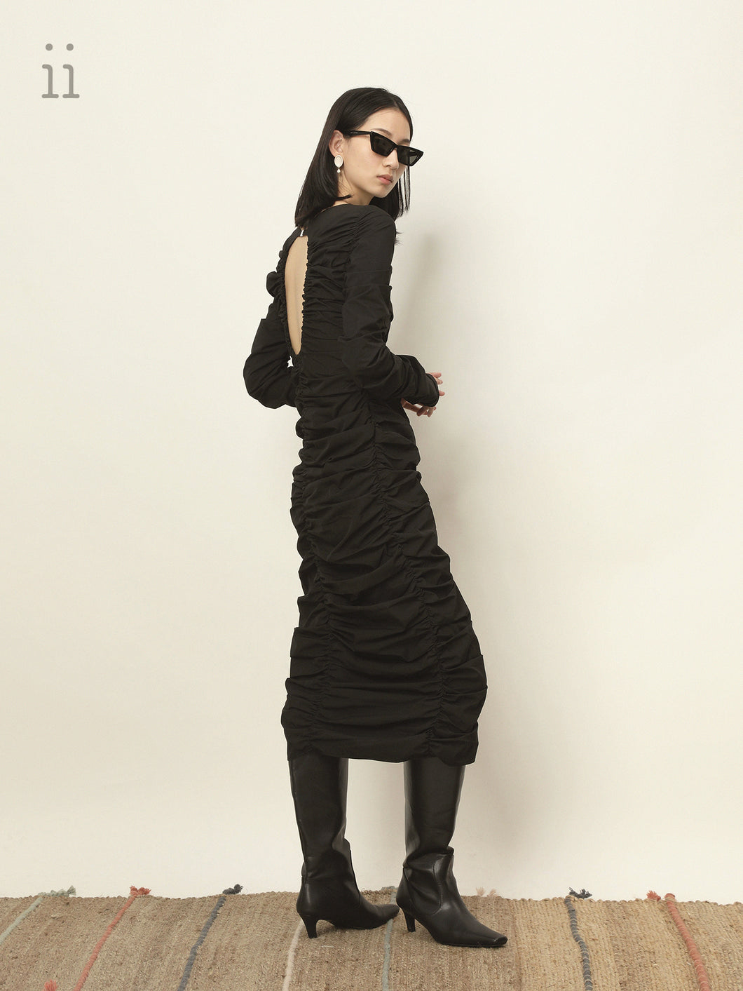 Ink Pleated Hollow Dress