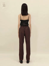 Load image into Gallery viewer, Black Tea Straight Pants
